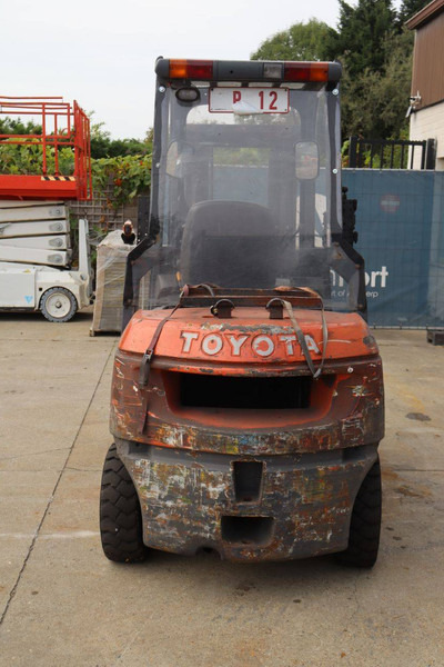 Toyota 42-7FGF25 - LPG forklift: picture 4 Toyota 42-7FGF25 - LPG forklift: picture 4