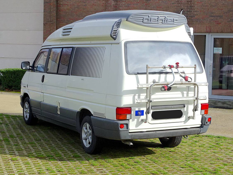 Volkswagen Transporter (T4) 'Dehler' Optima 5.4 (2.4L Diesel) - Camper van: picture 2 Volkswagen Transporter (T4) 'Dehler' Optima 5.4 (2.4L Diesel) - Camper van: picture 2