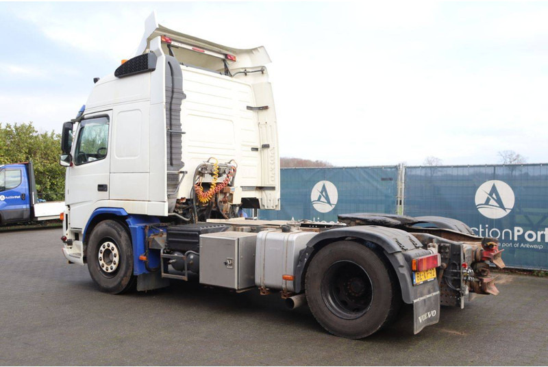 Volvo FM9 4X2T FAL6.7 RAD-A4 - Cab chassis truck: picture 3 Volvo FM9 4X2T FAL6.7 RAD-A4 - Cab chassis truck: picture 3
