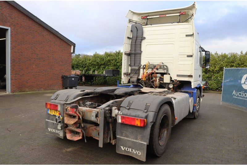 Volvo FM9 4X2T FAL6.7 RAD-A4 - Cab chassis truck: picture 5 Volvo FM9 4X2T FAL6.7 RAD-A4 - Cab chassis truck: picture 5