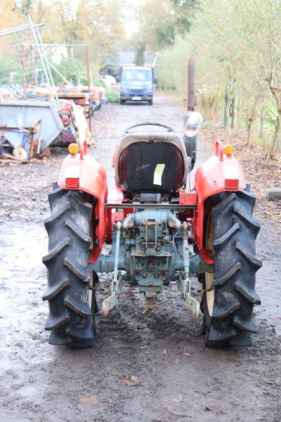 Yanmar YM2220D - Farm tractor: picture 5 Yanmar YM2220D - Farm tractor: picture 5