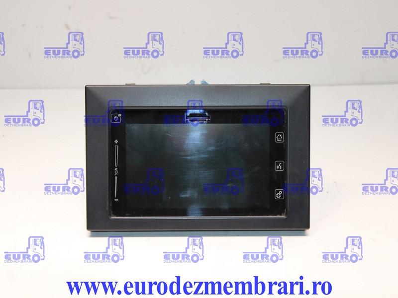 ELEMENT BORD UNITATE MULTIMEDIA MERCEDES ACTROS MP5 A0004469662 - Dashboard for Truck: picture 1 ELEMENT BORD UNITATE MULTIMEDIA MERCEDES ACTROS MP5 A0004469662 - Dashboard for Truck: picture 1