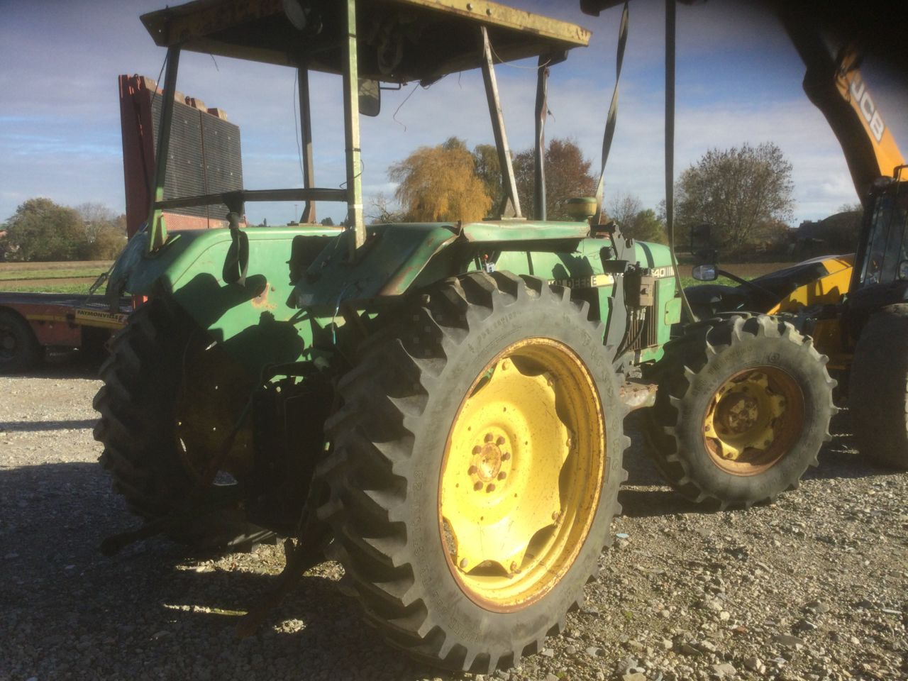 John Deere 1640 - Farm tractor: picture 2 John Deere 1640 - Farm tractor: picture 2