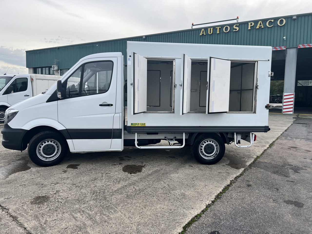 CAMION HELADERO 3.5T MERCEDES SPRINTER - Refrigerated delivery van: picture 4 CAMION HELADERO 3.5T MERCEDES SPRINTER - Refrigerated delivery van: picture 4