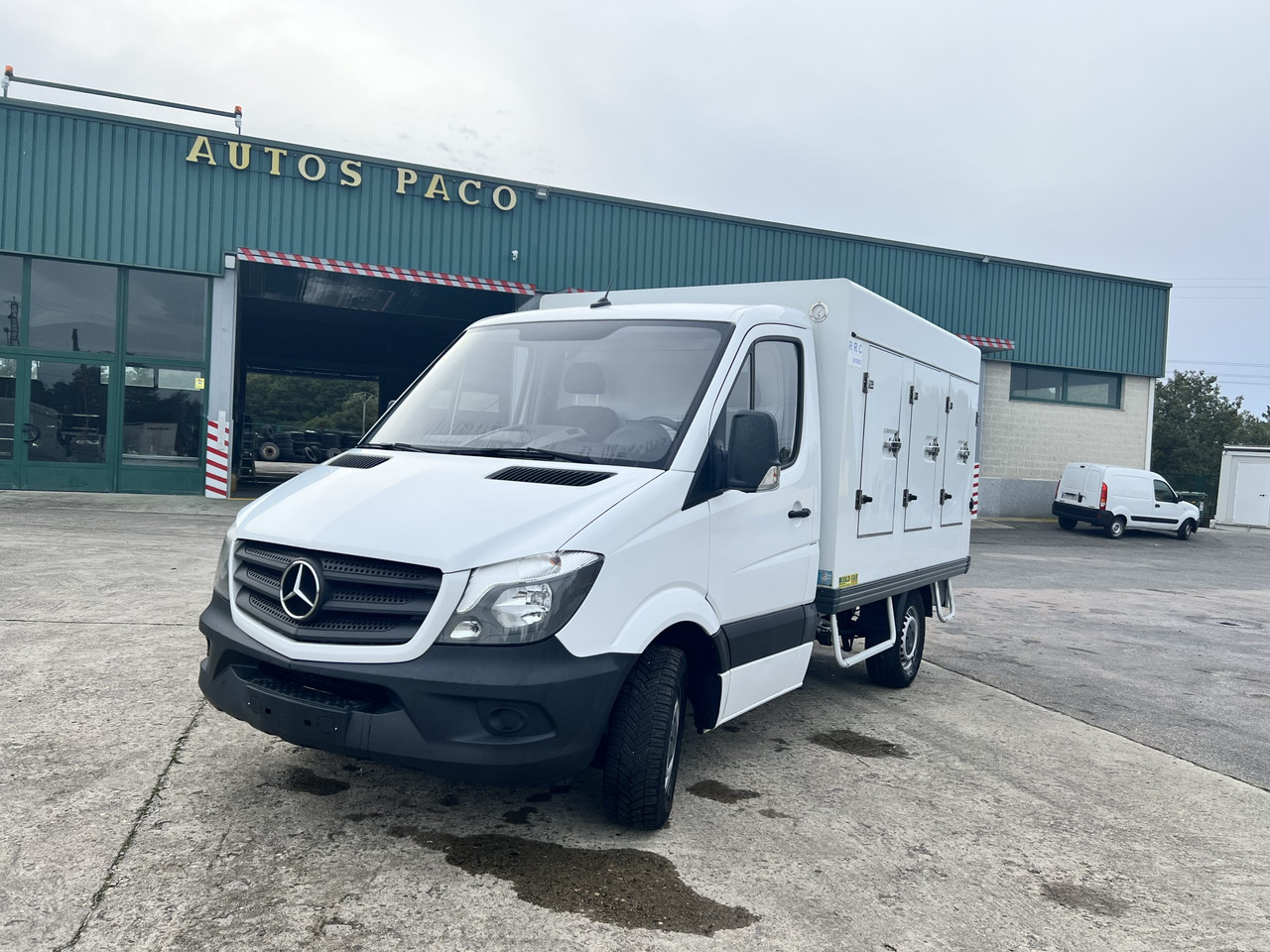 CAMION HELADERO 3.5T MERCEDES SPRINTER - Refrigerated delivery van: picture 1 CAMION HELADERO 3.5T MERCEDES SPRINTER - Refrigerated delivery van: picture 1