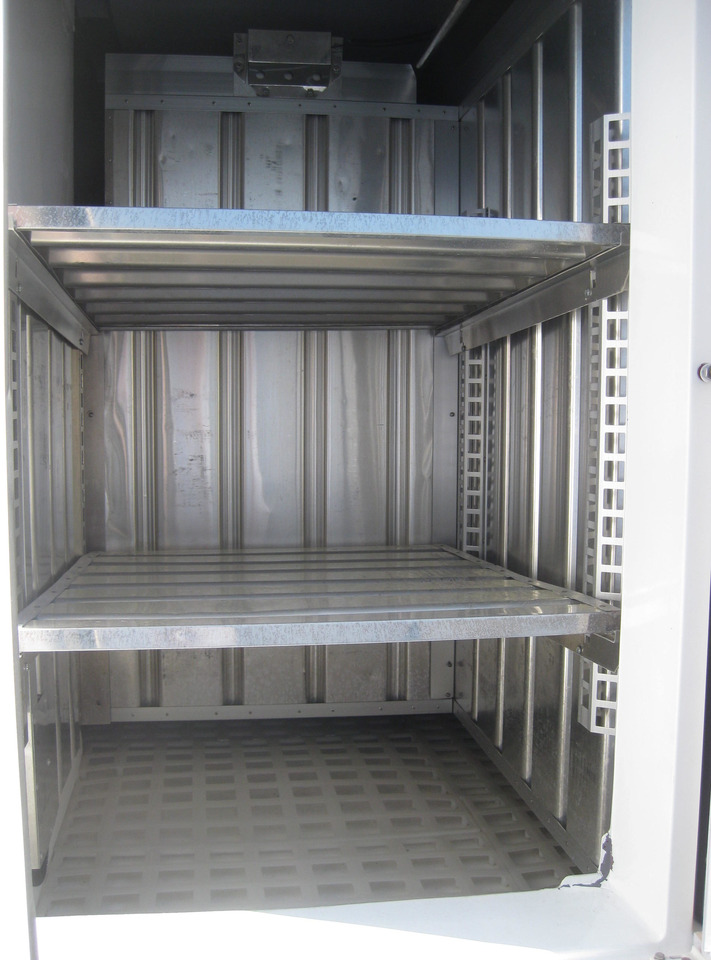 Camión heladero 3500kg MERCEDES SPRINTER - Refrigerated delivery van: picture 4 Camión heladero 3500kg MERCEDES SPRINTER - Refrigerated delivery van: picture 4