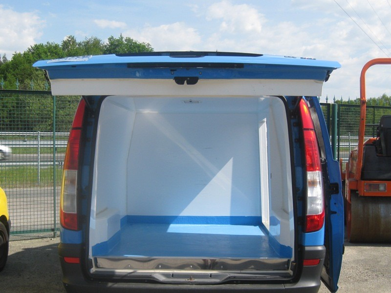 FURGONETA FRIGORIFICA MERCEDES VITO111 CDI - Refrigerated delivery van: picture 5 FURGONETA FRIGORIFICA MERCEDES VITO111 CDI - Refrigerated delivery van: picture 5