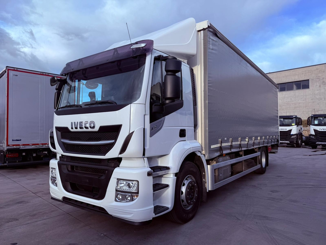 IVECO AD190S31P Stralis E6 (Tauliner) - Curtainsider truck: picture 1 IVECO AD190S31P Stralis E6 (Tauliner) - Curtainsider truck: picture 1