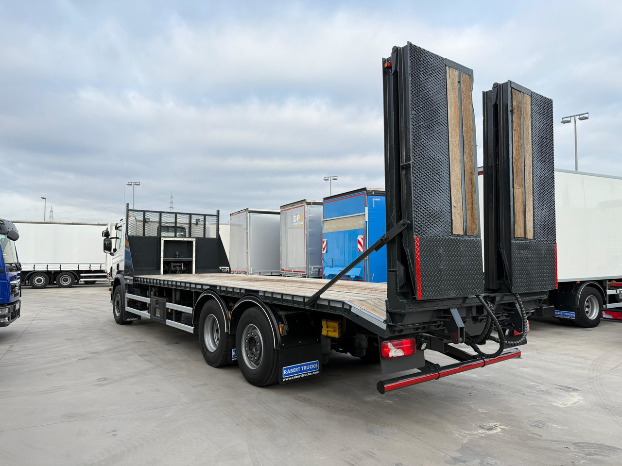 SCANIA P410 E6 (Machinery Carrier) - Other machinery: picture 4 SCANIA P410 E6 (Machinery Carrier) - Other machinery: picture 4