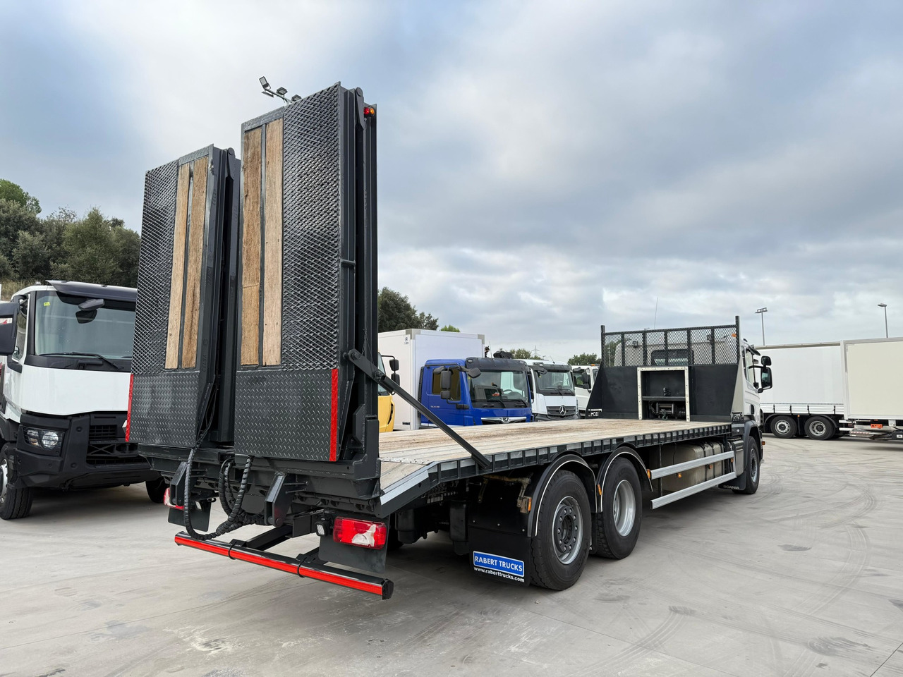 SCANIA P410 E6 (Machinery Carrier) - Other machinery: picture 3 SCANIA P410 E6 (Machinery Carrier) - Other machinery: picture 3