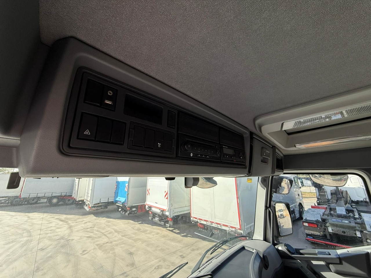 Cab chassis truck RENAULT C380.26 E6 (Chassis): picture 7 Cab chassis truck RENAULT C380.26 E6 (Chassis): picture 7