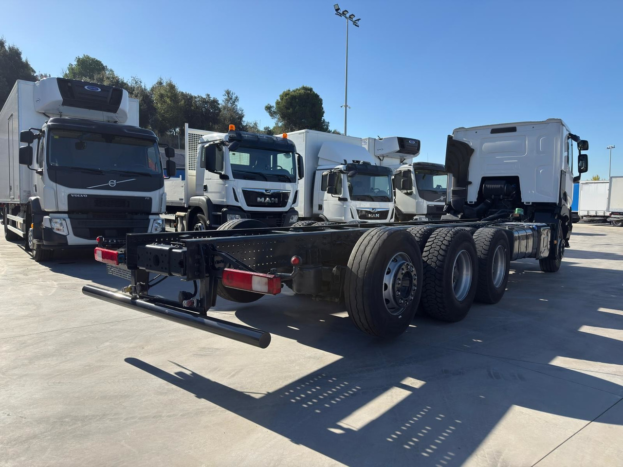 RENAULT C460 E6 (Chassis) - Cab chassis truck: picture 3 RENAULT C460 E6 (Chassis) - Cab chassis truck: picture 3