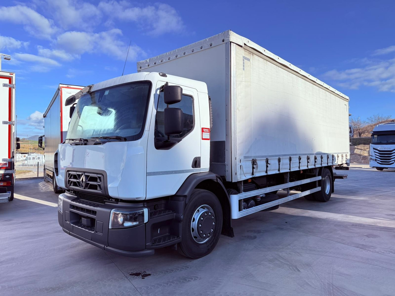 RENAULT D19.280 E6 (Tauliner) - Curtainsider truck: picture 1 RENAULT D19.280 E6 (Tauliner) - Curtainsider truck: picture 1