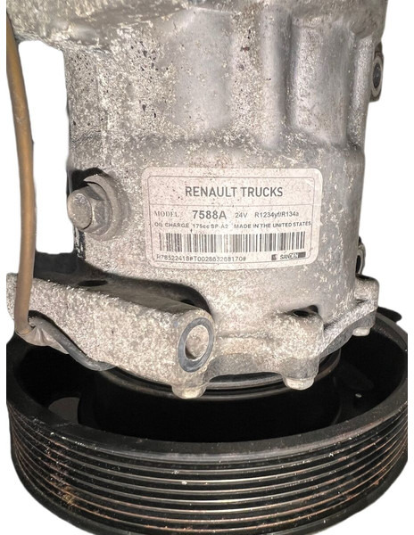 Renault SANDEN - AC compressor: picture 2 Renault SANDEN - AC compressor: picture 2
