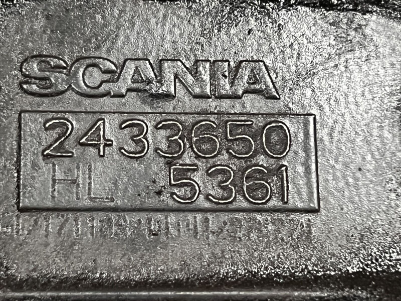 Scania - Engine and parts: picture 5 Scania - Engine and parts: picture 5