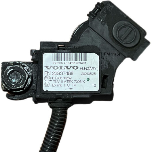 Volvo Battery - Sensor: picture 3 Volvo Battery - Sensor: picture 3