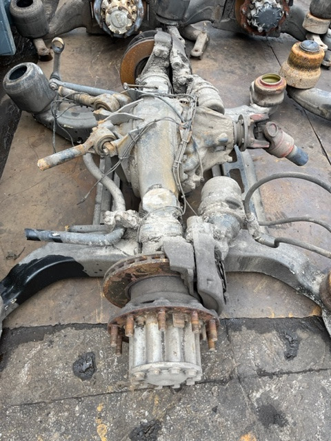 Mercedes Benz A6283504501 - Rear axle for City bus: picture 4 Mercedes Benz A6283504501 - Rear axle for City bus: picture 4