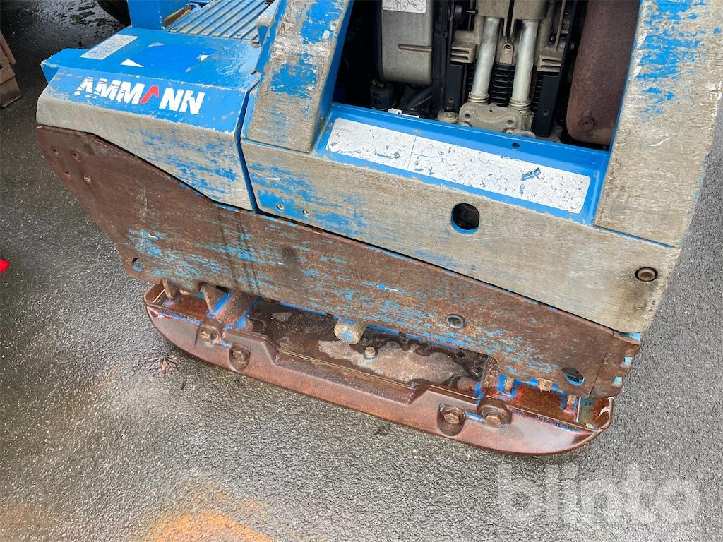 Vibratory plate Ammann AVH 100/20 (2012) Ersatzteilspender: picture 8 Vibratory plate Ammann AVH 100/20 (2012) Ersatzteilspender: picture 8