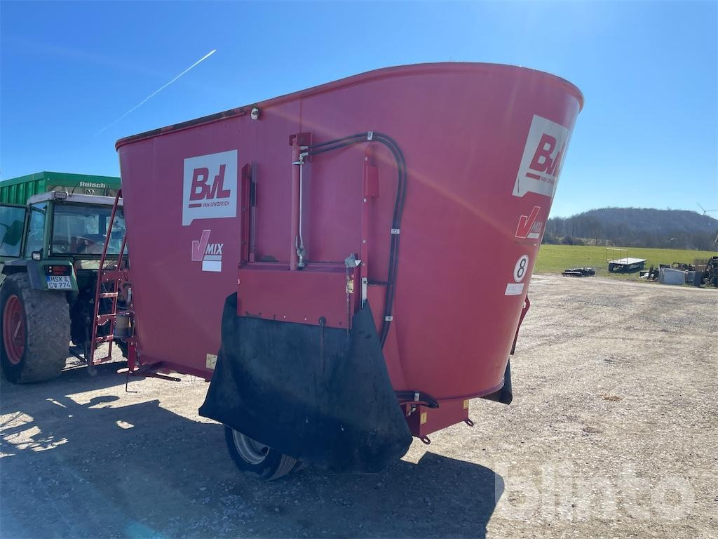 Bernhard van Lengerich V Mix 17-28 (2018) - Forage mixer wagon: picture 3 Bernhard van Lengerich V Mix 17-28 (2018) - Forage mixer wagon: picture 3