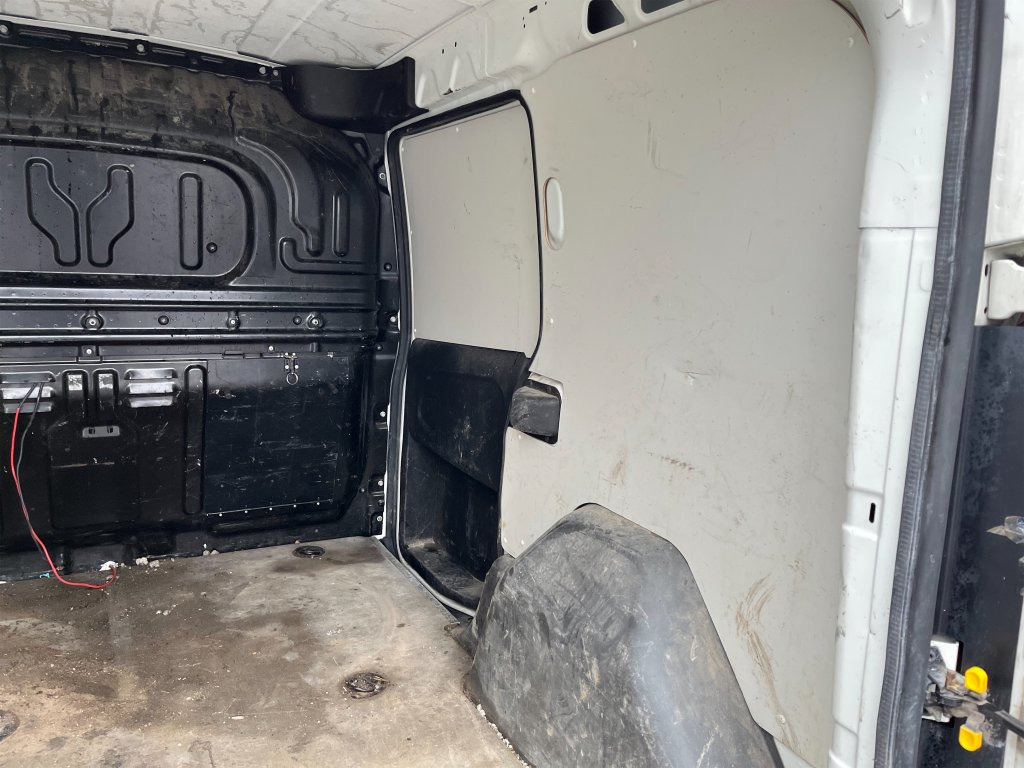 Commercial vehicle FIAT DOBLO: picture 40