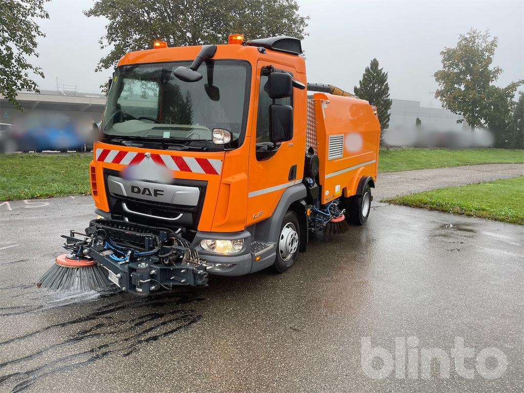 DAF LF 210 FA (2023) - Road sweeper: picture 1 DAF LF 210 FA (2023) - Road sweeper: picture 1