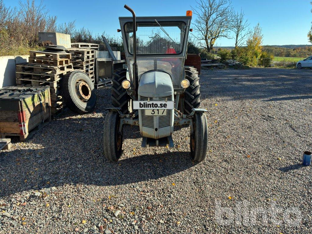 FERGUSON TEA 20 - Farm tractor: picture 2 FERGUSON TEA 20 - Farm tractor: picture 2