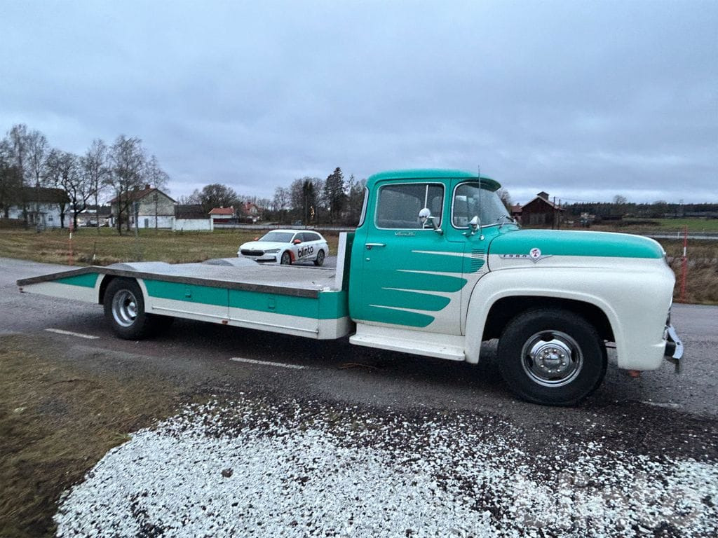 Ford F350 - Autotransporter truck: picture 4 Ford F350 - Autotransporter truck: picture 4