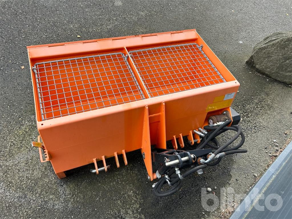 Hydromann 300-SL Oanvänd - Sand/ Salt spreader: picture 3 Hydromann 300-SL Oanvänd - Sand/ Salt spreader: picture 3