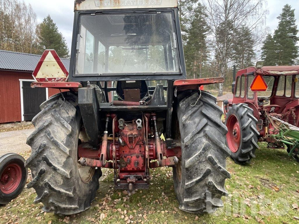 Farm tractor INTERNATIONAL 844: picture 6 Farm tractor INTERNATIONAL 844: picture 6