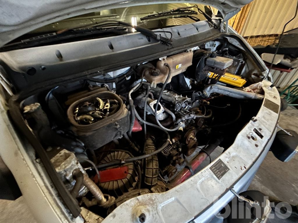 Hook lift truck IVECO 65C15: picture 46