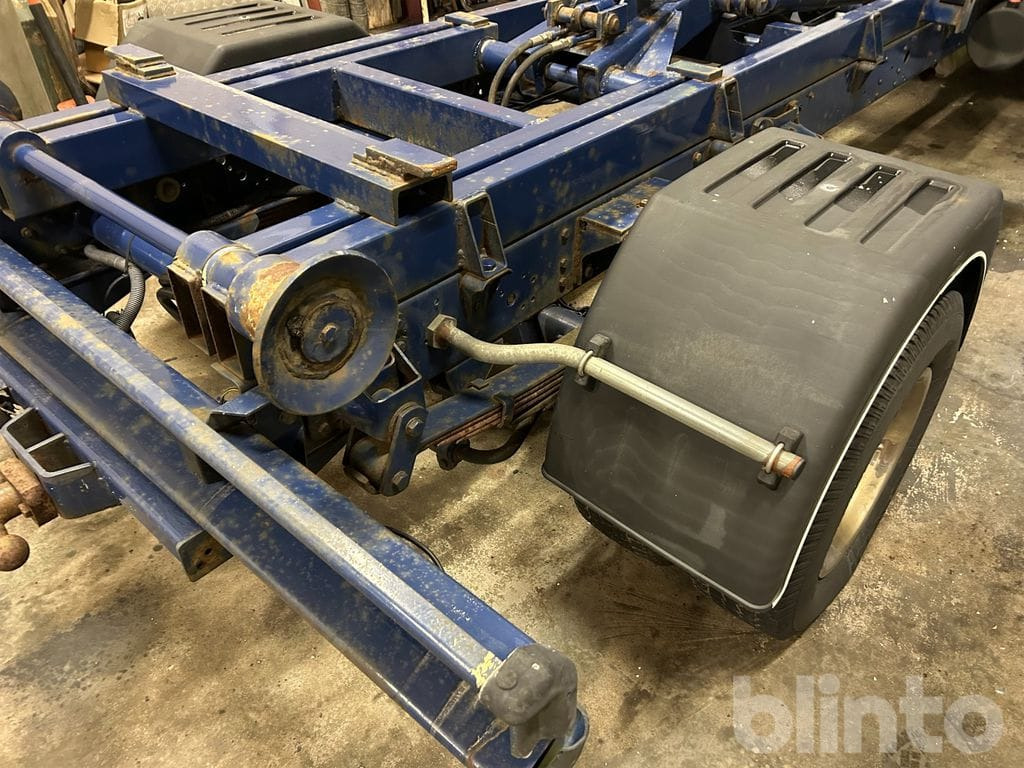 Hook lift truck IVECO 65C15: picture 9