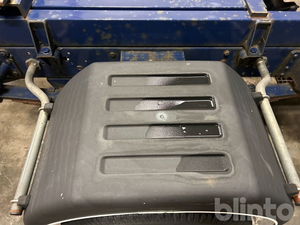 Hook lift truck IVECO 65C15: picture 20