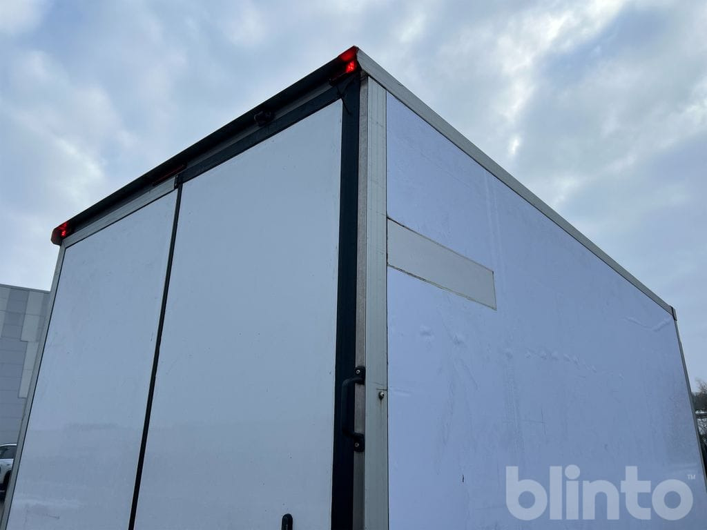 Refrigerated delivery van Iveco Daily 35-140 - Carrier Pulsor 400: picture 29