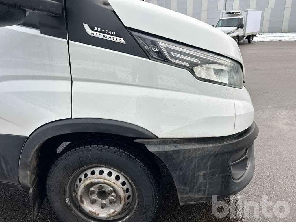 Refrigerated delivery van Iveco Daily 35-140 - Carrier Pulsor 400: picture 13
