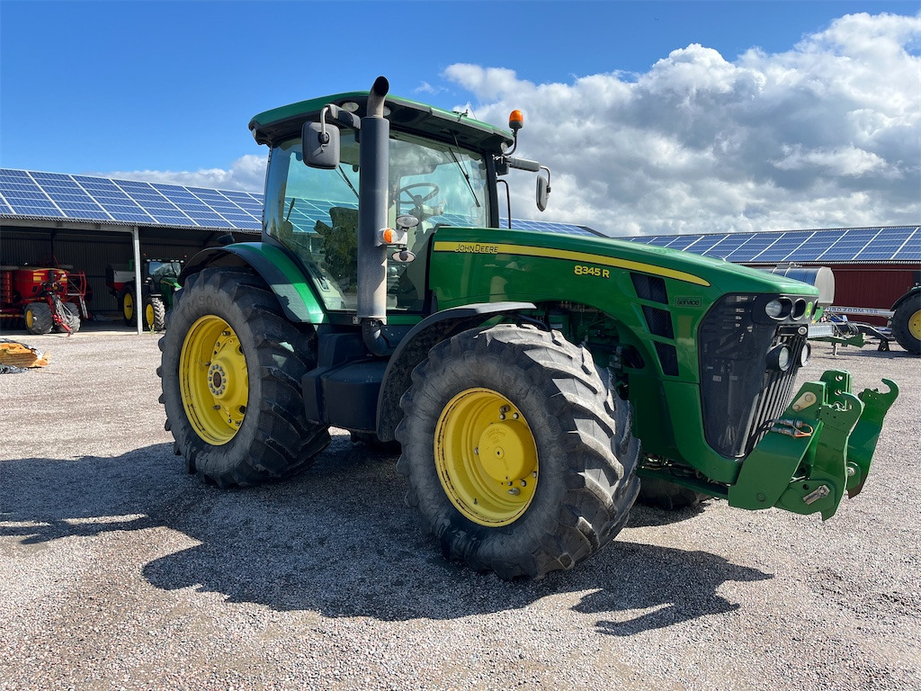 JOHN DEERE 8345 R - Farm tractor: picture 4 JOHN DEERE 8345 R - Farm tractor: picture 4