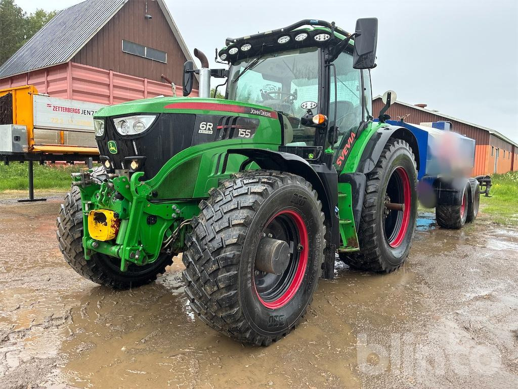 JOHN DEERE - Farm tractor: picture 1 JOHN DEERE - Farm tractor: picture 1