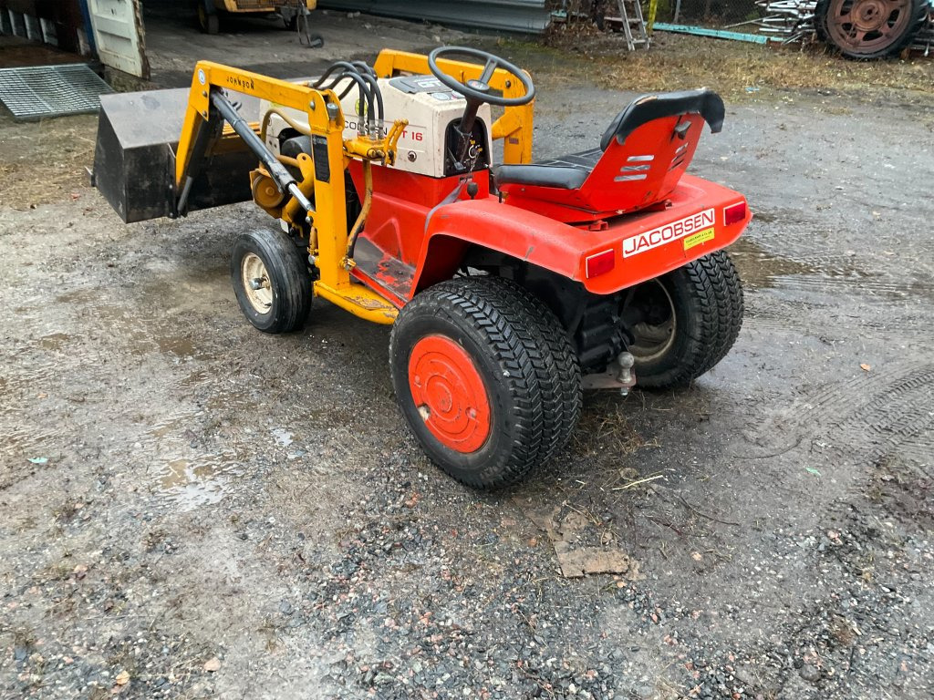 Jacobsen GT 16 Hydro - Mini tractor: picture 3 Jacobsen GT 16 Hydro - Mini tractor: picture 3