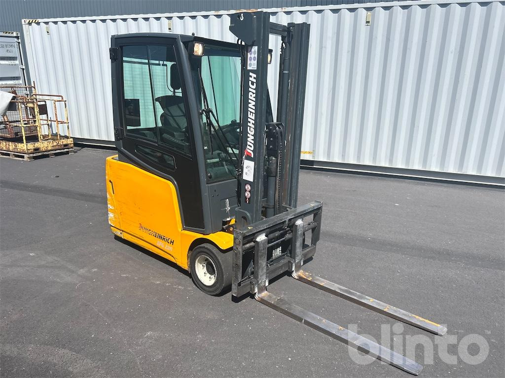 Jungheinrich EFG 220 - Forklift: picture 3 Jungheinrich EFG 220 - Forklift: picture 3