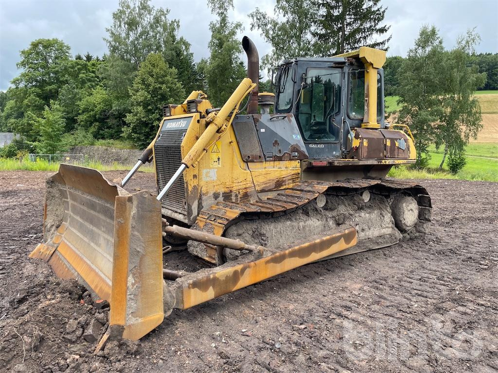 Komatsu D65EX-15 - Bulldozer: picture 1 Komatsu D65EX-15 - Bulldozer: picture 1