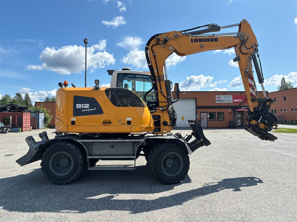 Liebherr 912 Compact - Wheel excavator: picture 4 Liebherr 912 Compact - Wheel excavator: picture 4