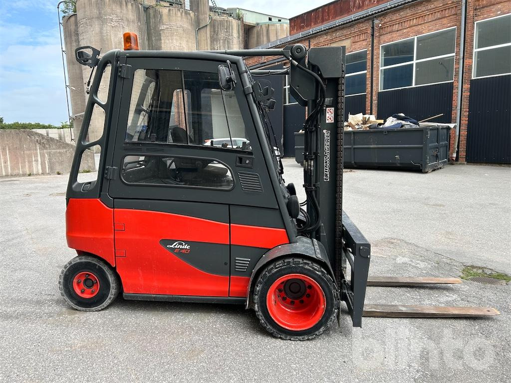 Linde E40H - Electric forklift: picture 4 Linde E40H - Electric forklift: picture 4