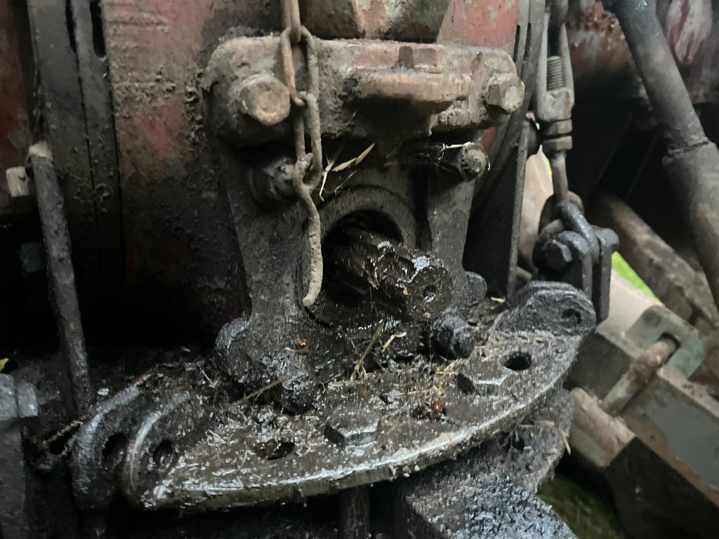 Farm tractor MASSEY FERGUSON 165 ALL: picture 19 Farm tractor MASSEY FERGUSON 165 ALL: picture 19