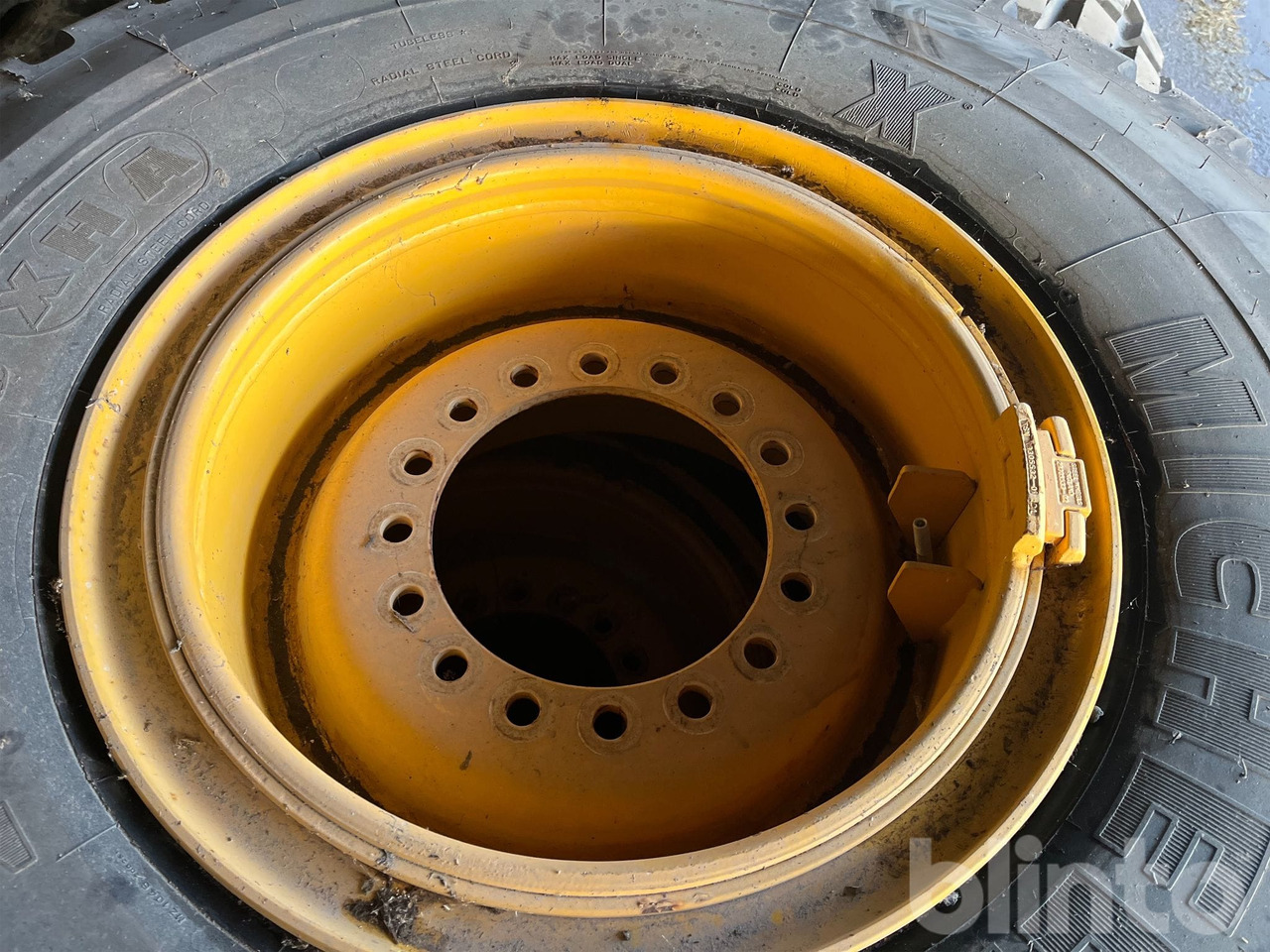 Michelin 20.5R25 - Tire for Construction machinery: picture 5 Michelin 20.5R25 - Tire for Construction machinery: picture 5