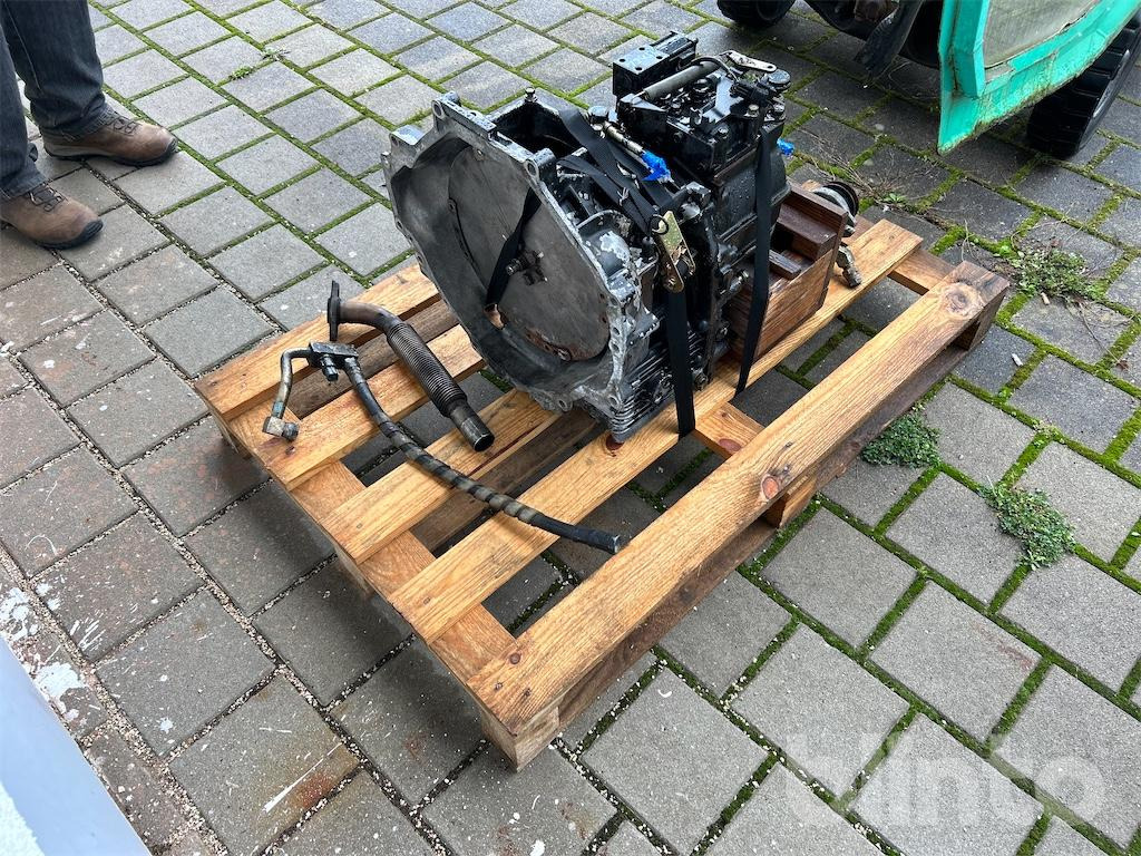 (Mitsubishi FD 15K) - Gearbox and parts for Construction machinery: picture 3 (Mitsubishi FD 15K) - Gearbox and parts for Construction machinery: picture 3