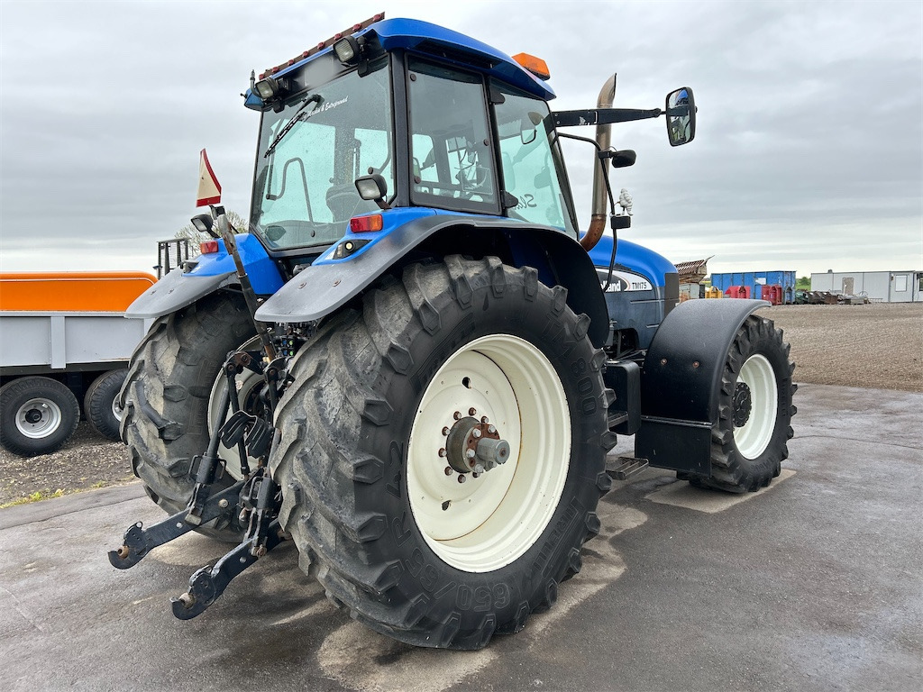 NEW HOLLAND TM 175 4WD - Farm tractor: picture 5 NEW HOLLAND TM 175 4WD - Farm tractor: picture 5