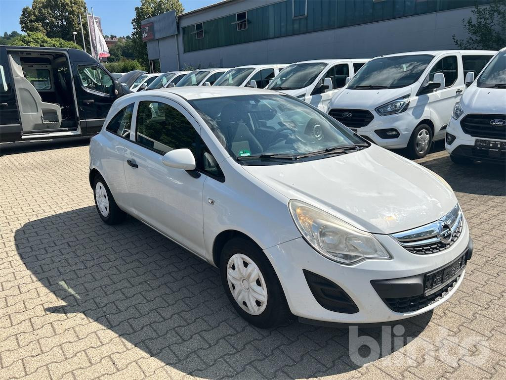 Opel Corsa (2011) - Car: picture 2 Opel Corsa (2011) - Car: picture 2