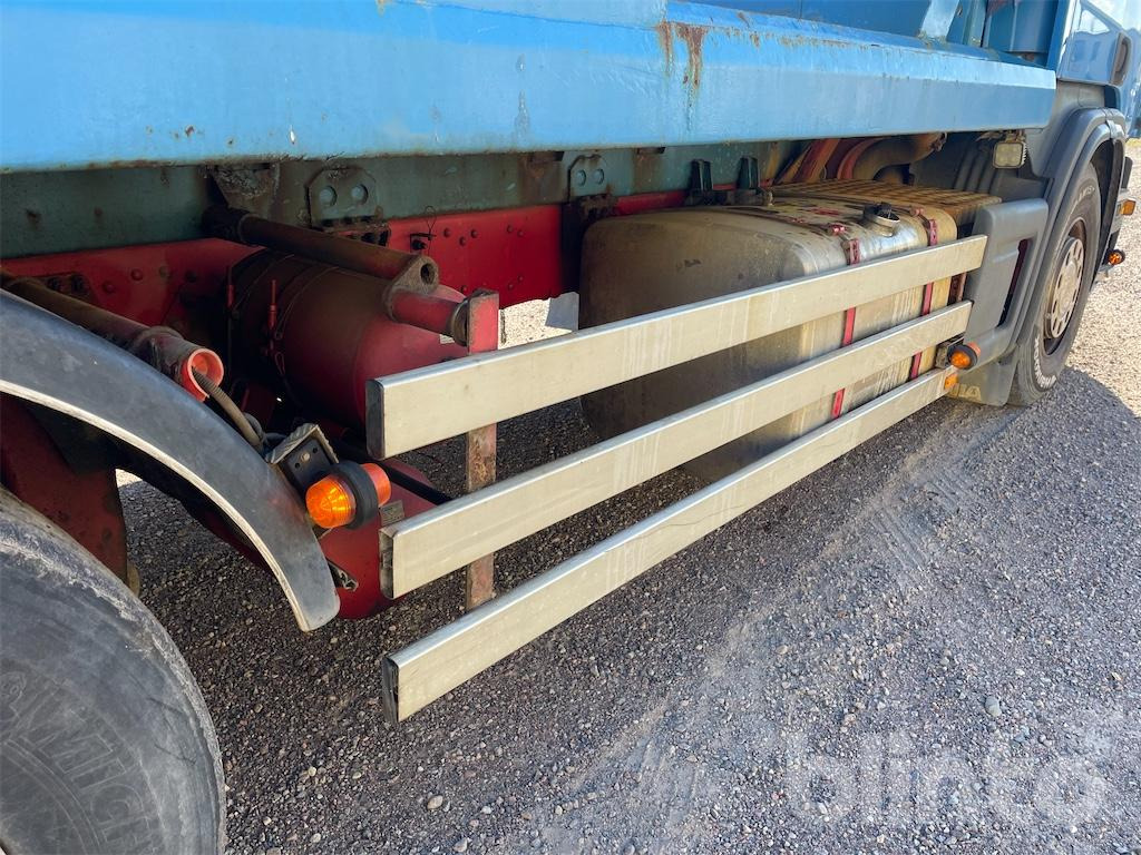 Skip loader truck SCANIA P420 LB6X2 4HNB: picture 41 Skip loader truck SCANIA P420 LB6X2 4HNB: picture 41