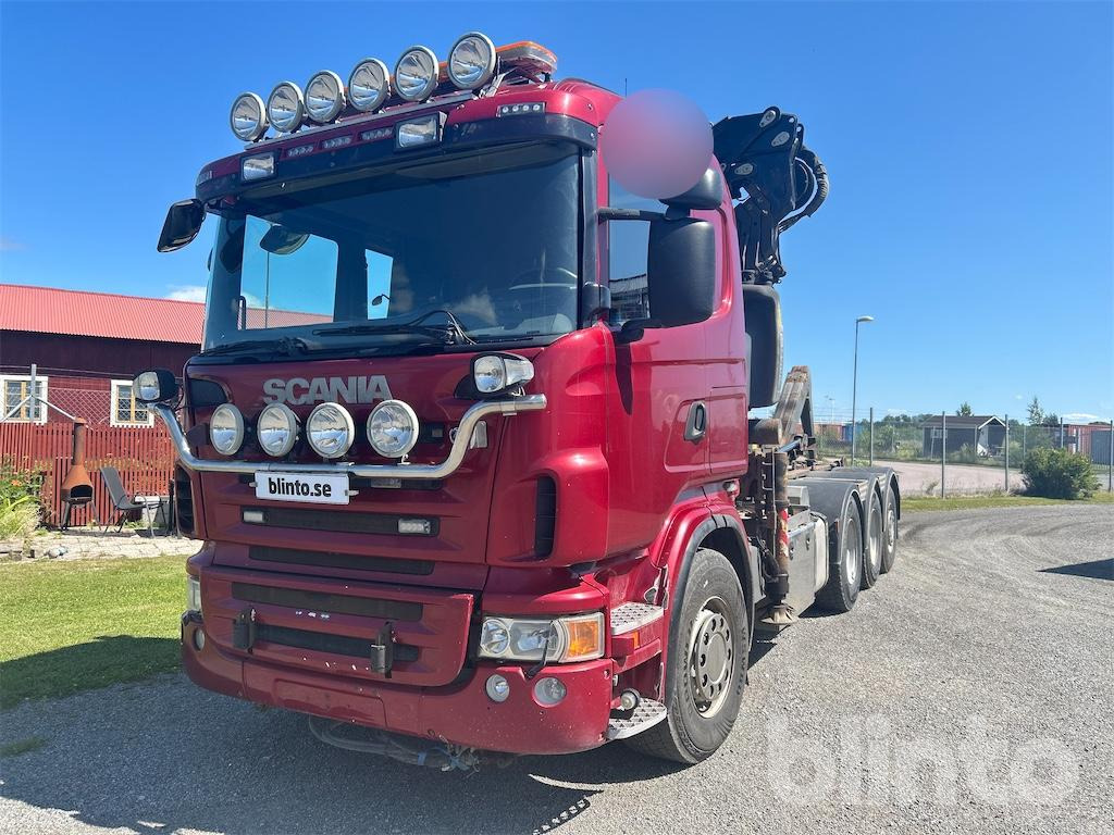 Scania R480L 8X4 - Hook lift truck, Crane truck: picture 1 Scania R480L 8X4 - Hook lift truck, Crane truck: picture 1