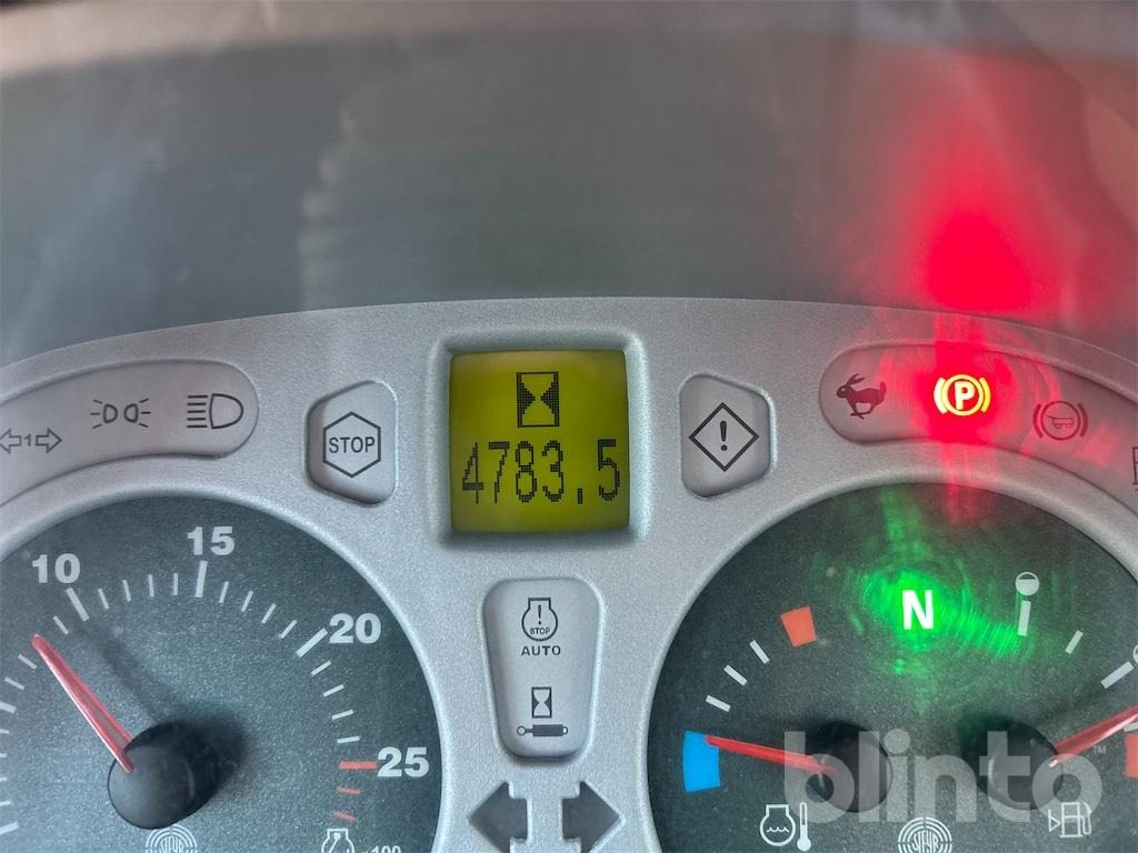 Steyr 9095 MT Komfort (2011) - Farm tractor: picture 5 Steyr 9095 MT Komfort (2011) - Farm tractor: picture 5