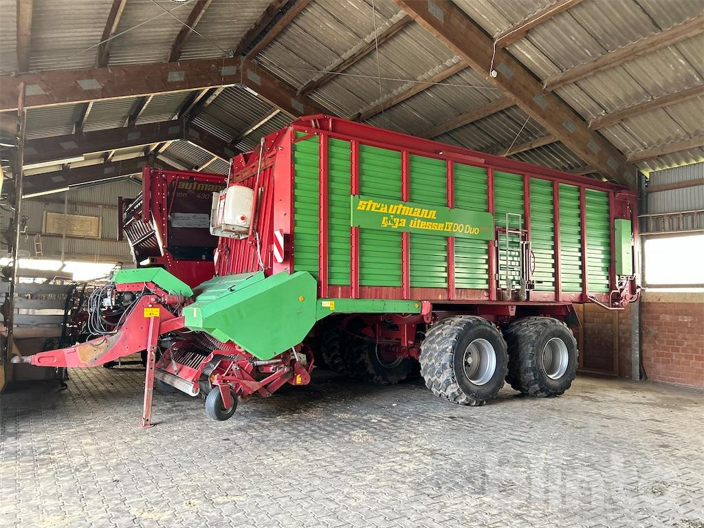 Strautmann Giga Vitesse 4 DO Duo Plus (2009) - Self-loading wagon: picture 1 Strautmann Giga Vitesse 4 DO Duo Plus (2009) - Self-loading wagon: picture 1